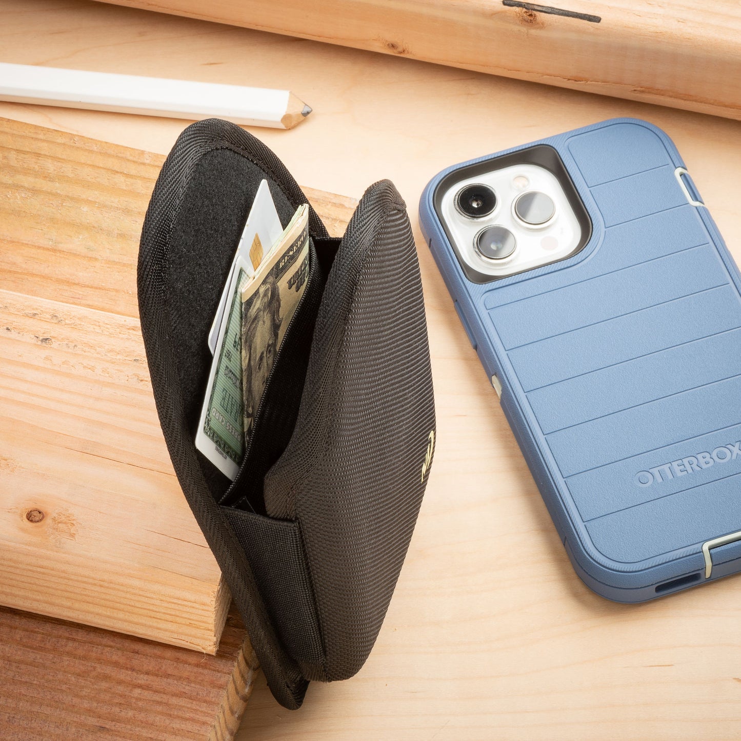 HOLSTERS - CLIP CASE HARDSHELL UNIVERSAL - QUICKSLIDE
