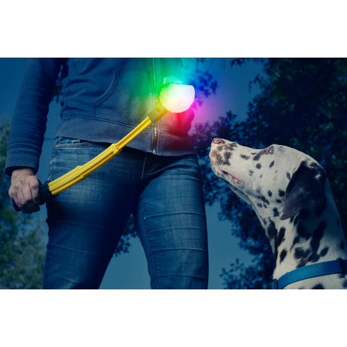 Huck 'N Tuck GlowStreak Collapsible Thrower + LED Ball