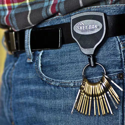 LOCKING RETRACTABLE ID HOLDER / KEYCHAIN