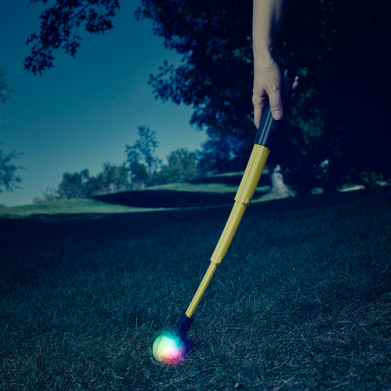 HUCK 'N TUCK GLOWSTREAK COLLAPSIBLE THROWER + LED BALL