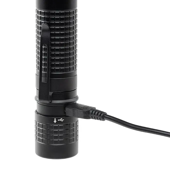 INOVA 713LM T7R RECHARGEABLE FOCUSING FLASHLIGHT