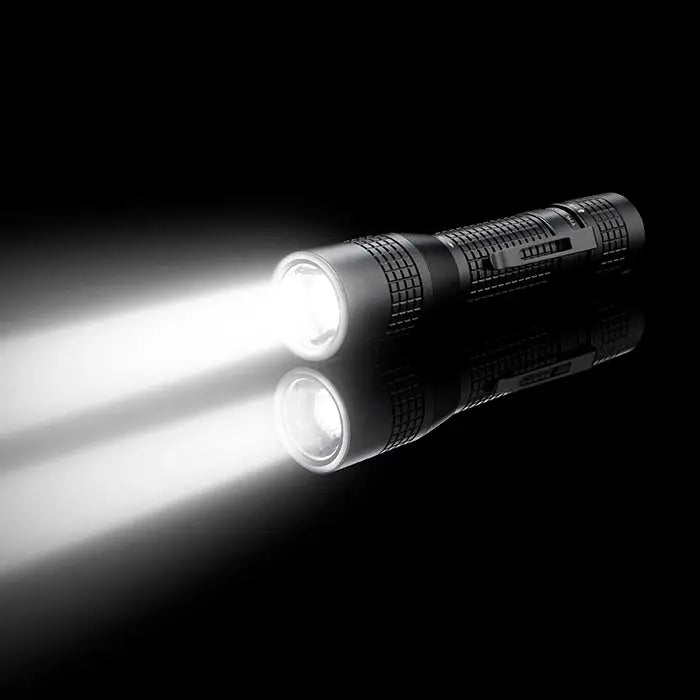 INOVA 713LM T7R RECHARGEABLE FOCUSING FLASHLIGHT
